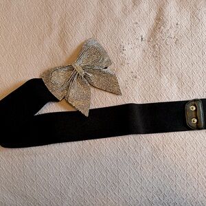 Metallic Bow Belt